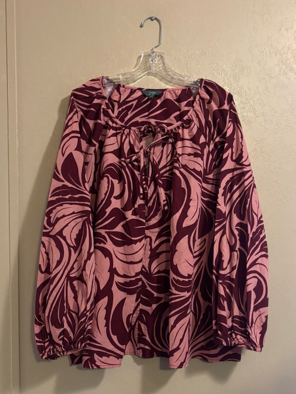 NWT Terra & Sky Women's Tie Front Blouse sz 2X (20-22)